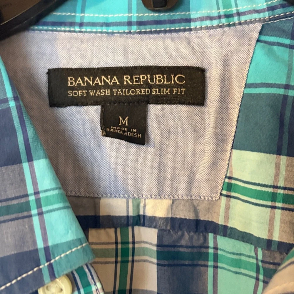 Banana Republic Teal and Navy Plaid Button-Down Shirt Sz M. RS